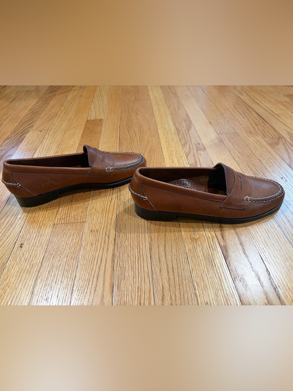 ๐ Brown L.L. Bean Leather Loafers - Picture 3 of 5